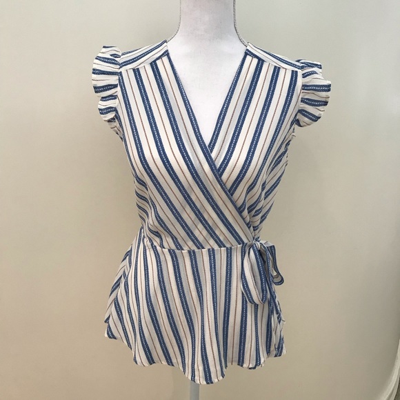 Nwot Monteau Los Angeles striped peplum wrap top - Picture 1 of 12